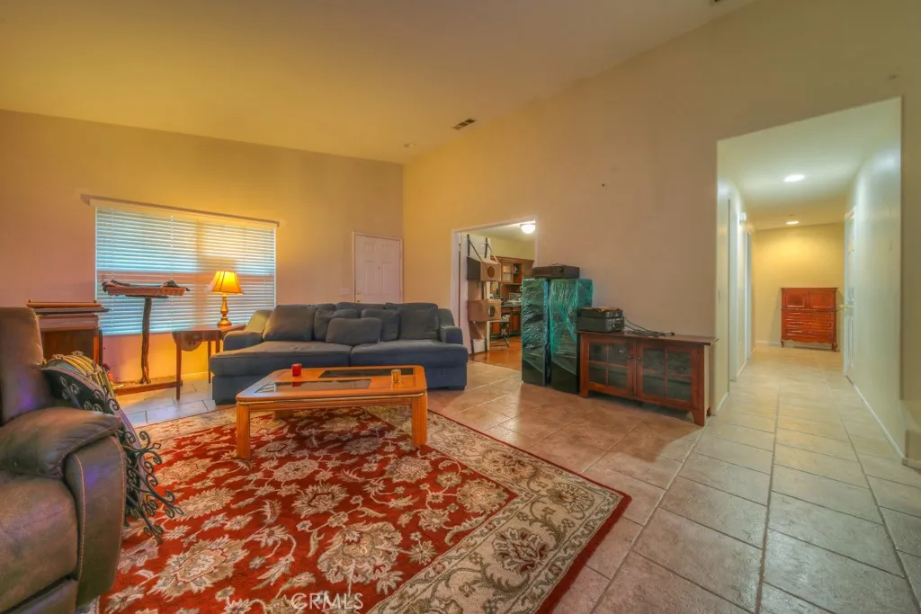 Additional image 11 of 1036 Meadowlake Lane, Lake Elsinore, CA 92530