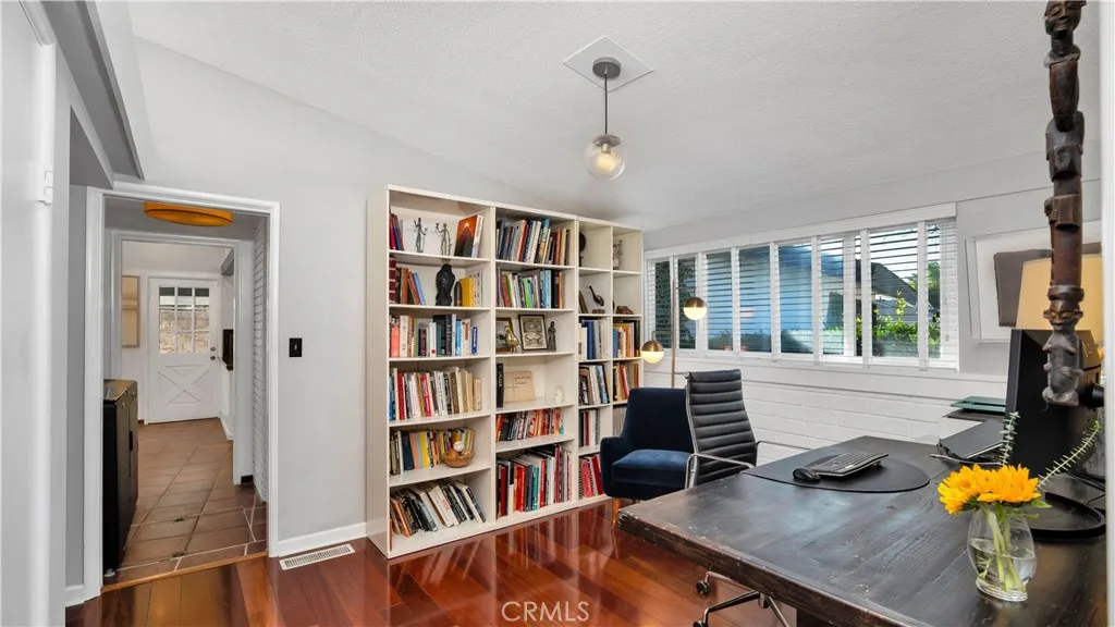 Additional image 33 of 2117 N Towner St, Santa Ana, CA 92706