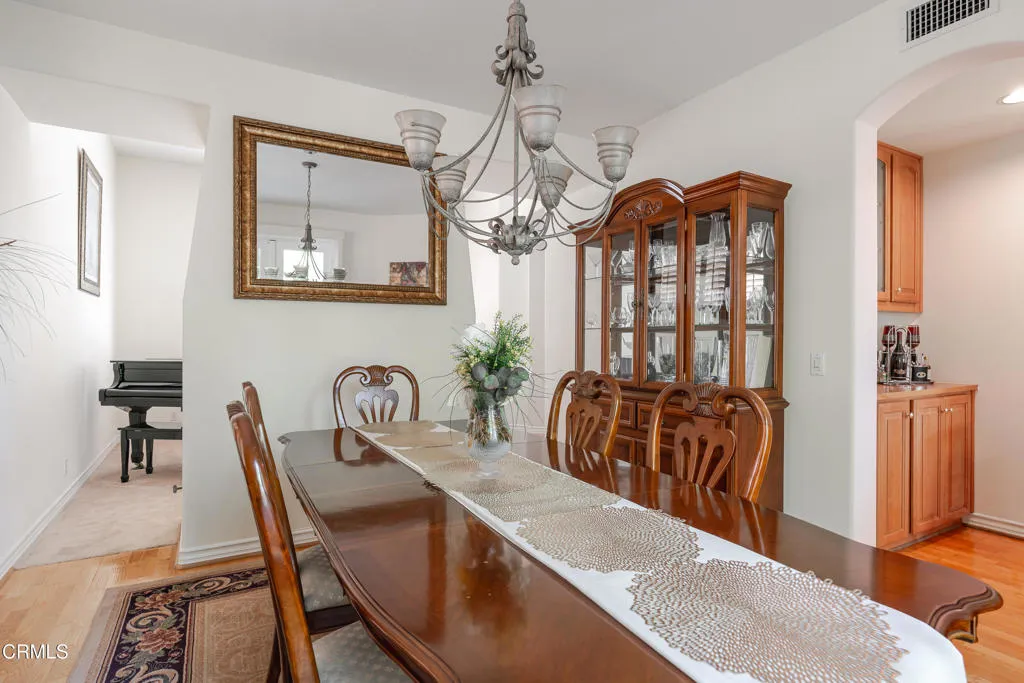 Additional image 12 of 3751 N Hollingsworth Road, Altadena, CA 91001