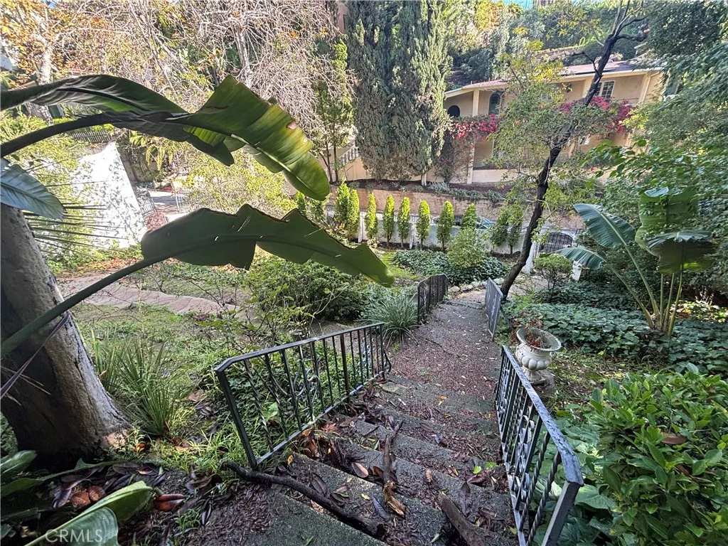 Additional image 8 of 2329 N Edgemont St, Los Angeles, CA 90027