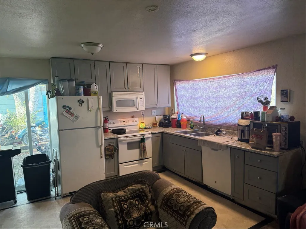 Additional image 20 of 13270 Arrowhead Rd, Clearlake, CA 95422