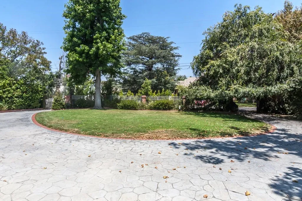 Additional image 5 of 4645 Ledge Avenue, Toluca Lake, CA 91602