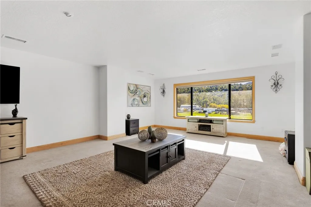 Additional image 10 of 42125 Crest Drive, Hemet, CA 92544