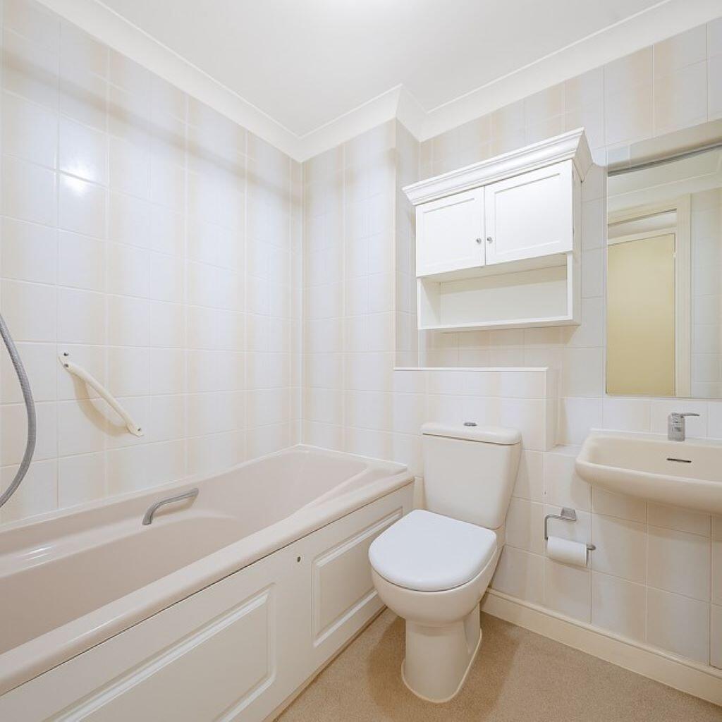 Additional image 8 of Batchwood View, St. Albans