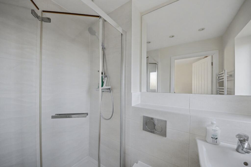 Additional image 20 of Appletree Way, Welwyn Garden City