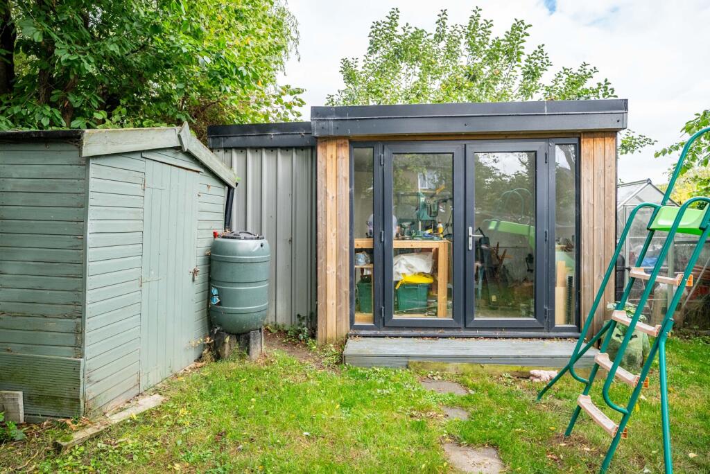 Additional image 22 of Ardens Way, St. Albans, Hertfordshire, AL4