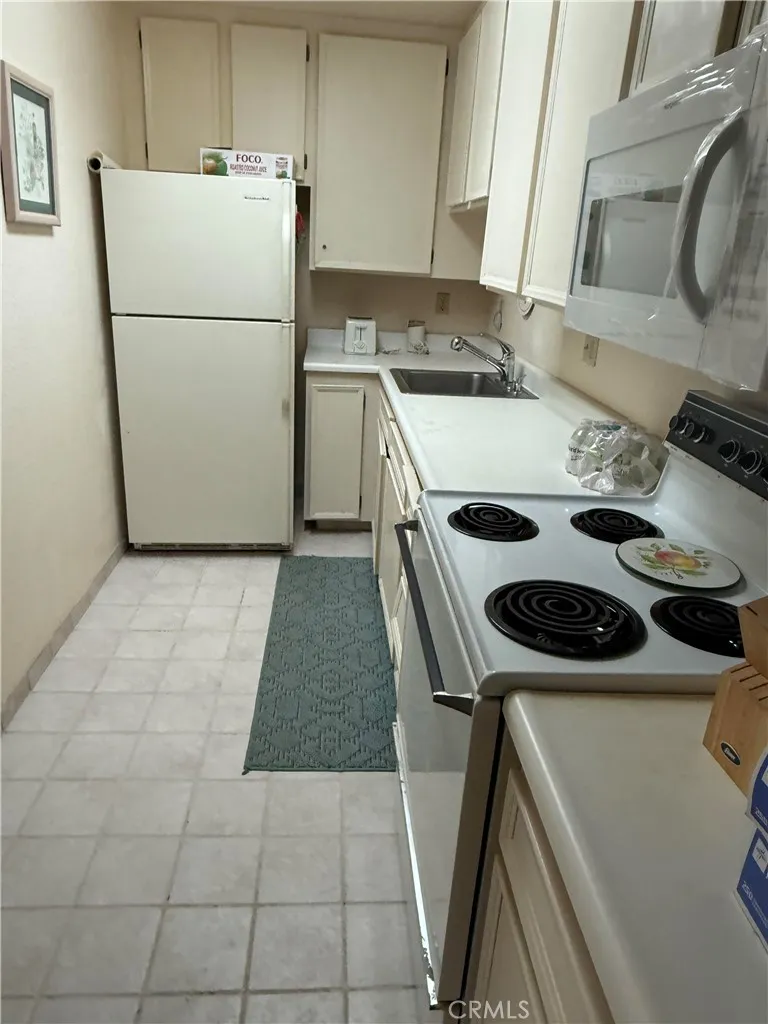 Additional image 19 of 685 N Ashurst Court Unit H 215, Palm Springs, CA 92262