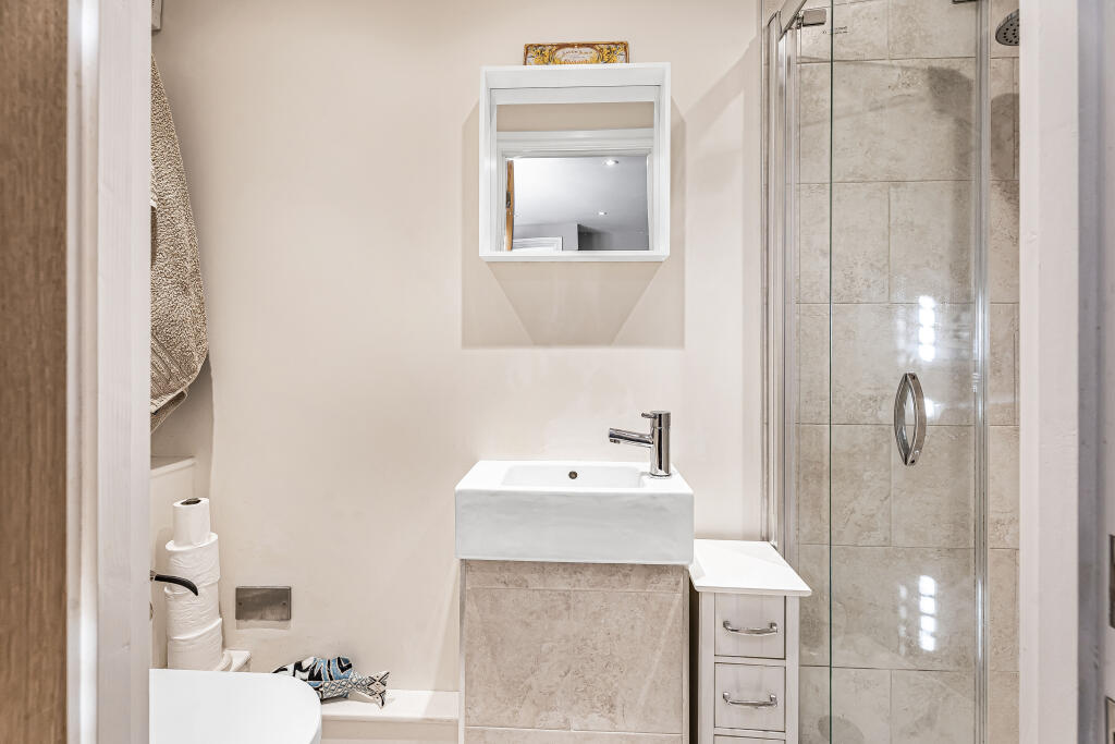 Additional image 12 of Hertford Road, Digswell, Welwyn, AL6