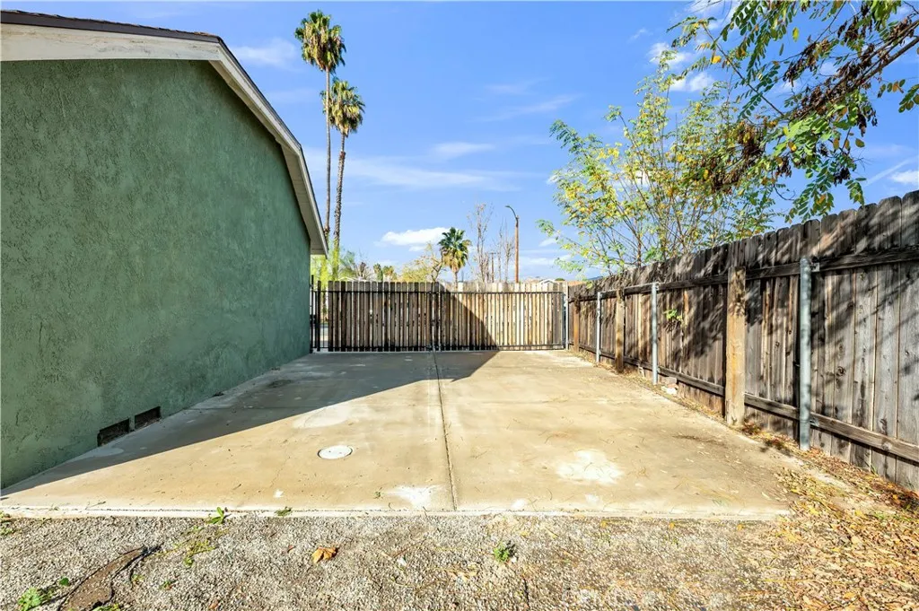 Property image for 41259 Collegian Way, Hemet, CA 92544