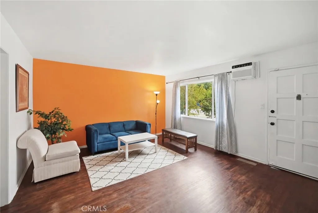 Additional image 5 of 243 E Blaine Street, Riverside, CA 92507