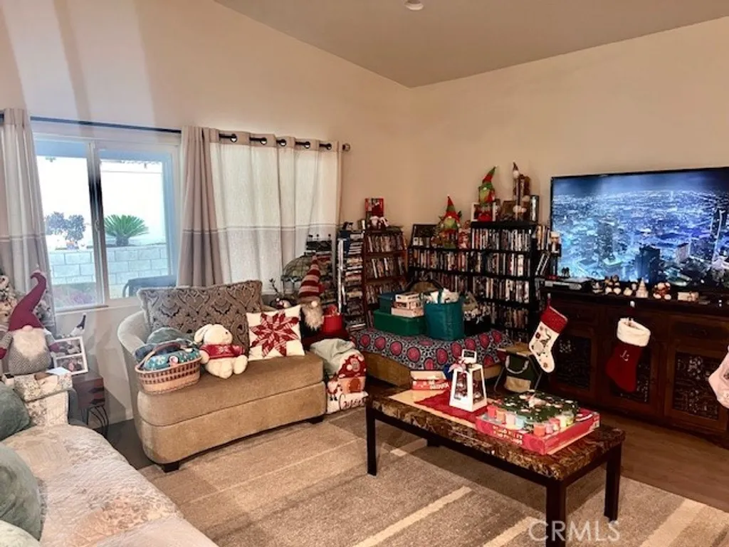 Additional image 7 of 34434 Solstice St, Winchester, CA 92596