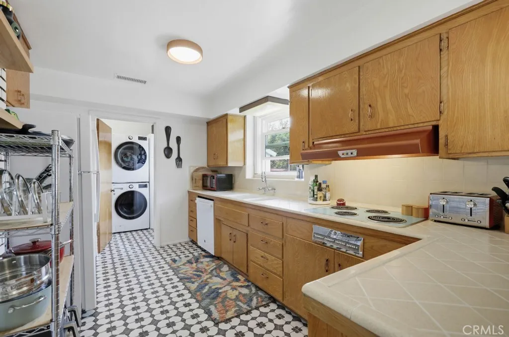 Additional image 21 of 1010 W 21st Street, Santa Ana, CA 92706