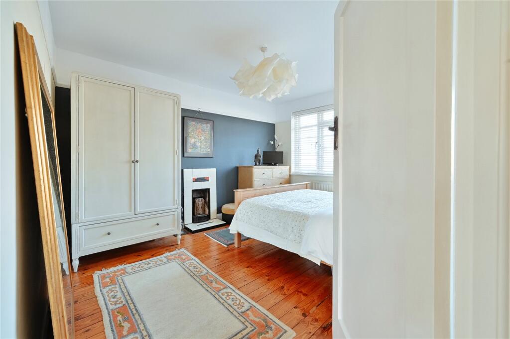 Additional image 7 of Oakwood Drive, St. Albans, Hertfordshire