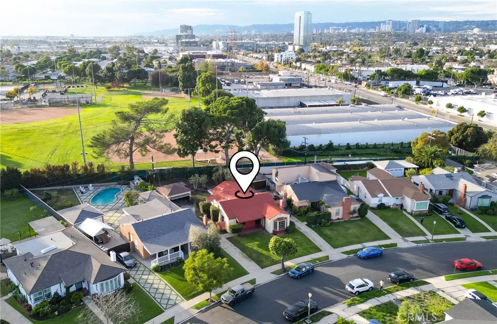 Additional image 9 of 3421 S Dunsmuir Ave, Los Angeles, CA 90016