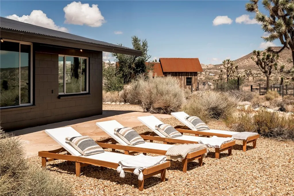 Additional image 98 of 2680 Vine Ave, Pioneertown, CA 92268