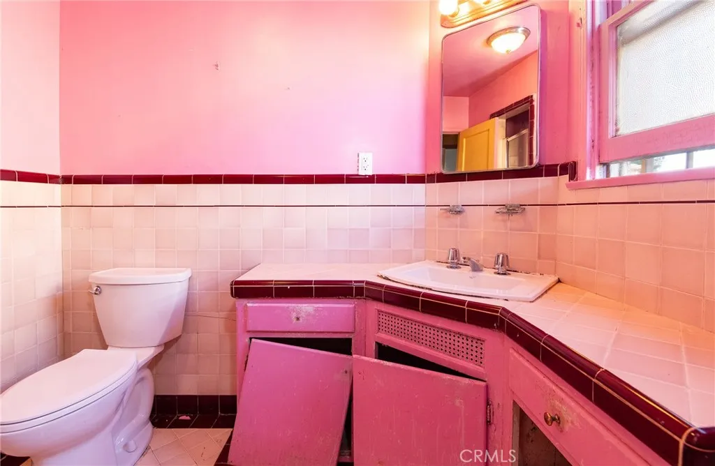 Additional image 81 of 3421 S Dunsmuir Ave, Los Angeles, CA 90016