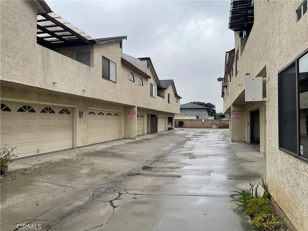 9504 Harvard St, Bellflower, CA 90706