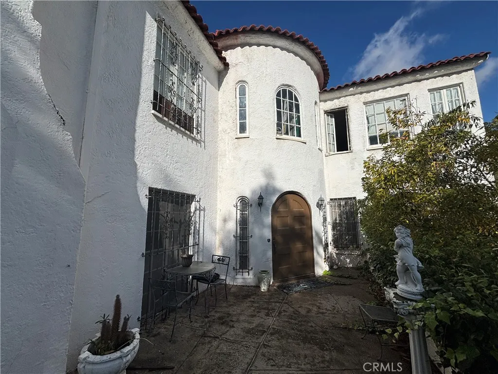 Additional image 11 of 2329 N Edgemont St, Los Angeles, CA 90027
