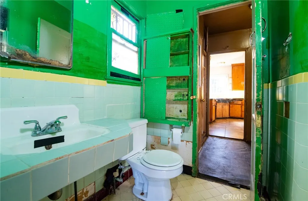 Additional image 72 of 3421 S Dunsmuir Ave, Los Angeles, CA 90016