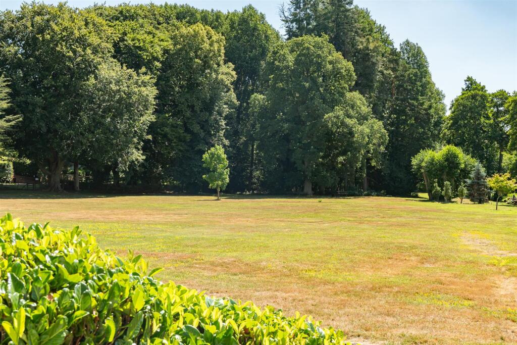 Additional image 22 of Tewin Water, Welwyn