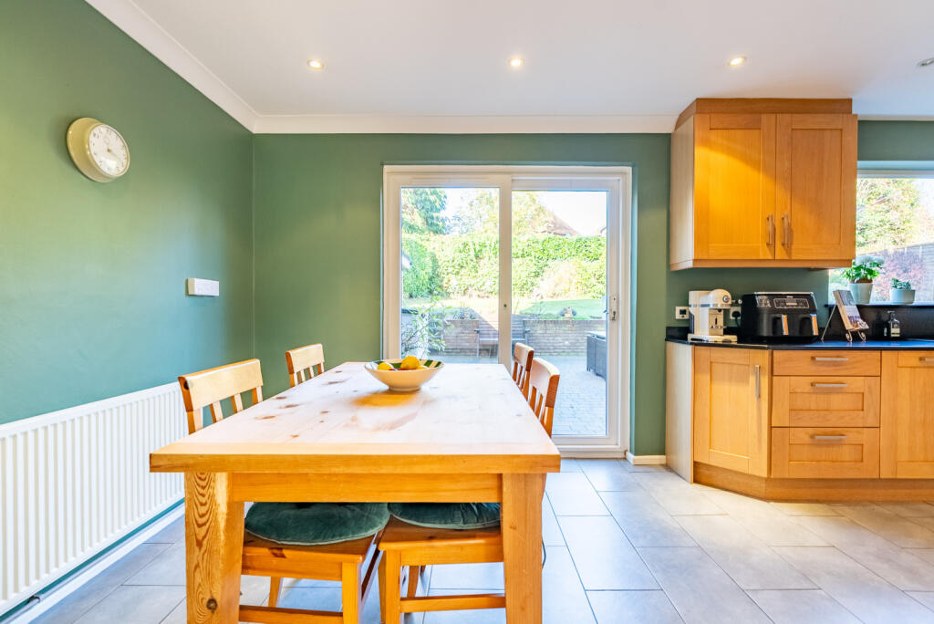 Additional image 6 of Broadfields, Harpenden, Hertfordshire, AL5