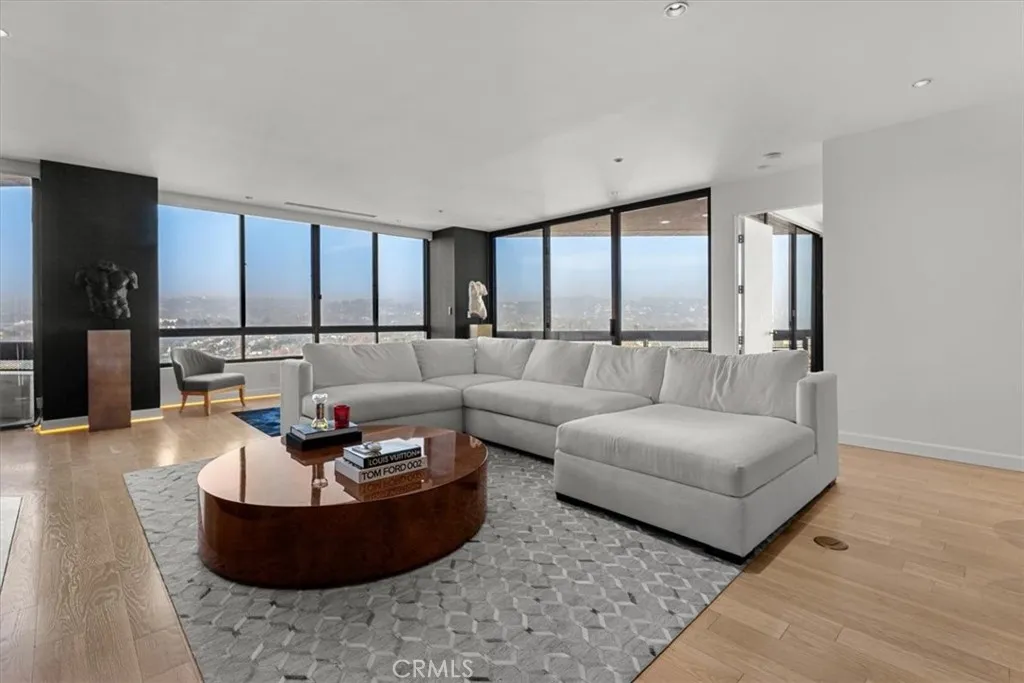 Additional image 17 of 10430 Wilshire Boulevard Unit 1903, Los Angeles, CA 90024