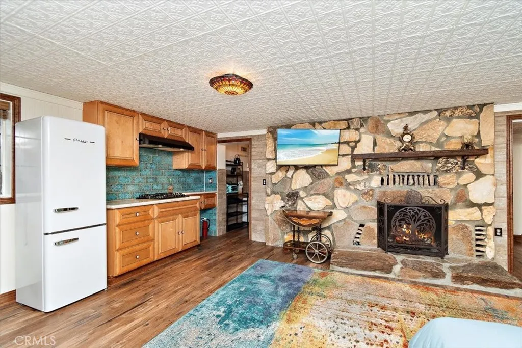 Additional image 102 of 329 Summit Road, Lake Arrowhead, CA 92352