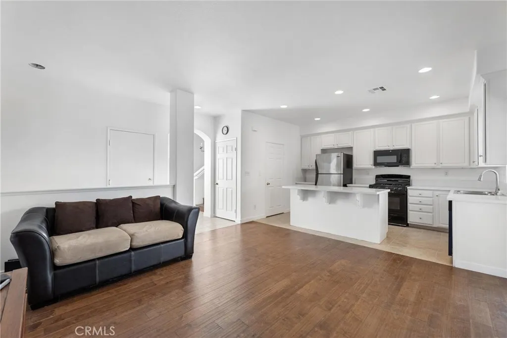 Additional image 11 of 14529 Daisy Drive, Panorama City, CA 91402