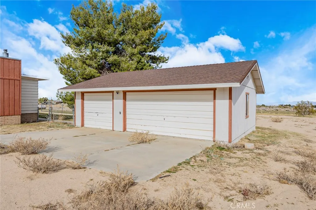 Additional image 5 of 4232 Coyote Road, Phelan, CA 92371