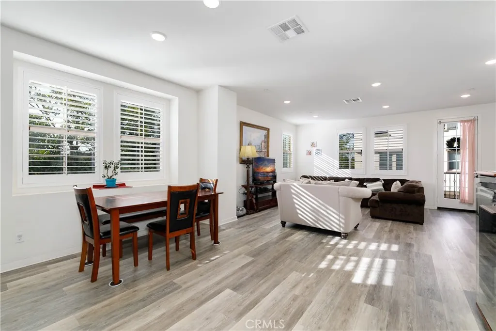 Additional image 26 of 582 S Harbor Blvd, Santa Ana, CA 92704