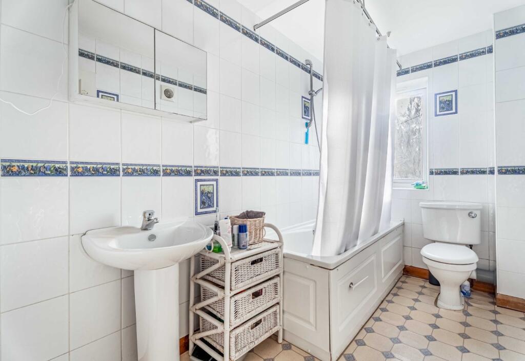 Additional image 8 of Tippendell Lane, St. Albans, Hertfordshire, AL2