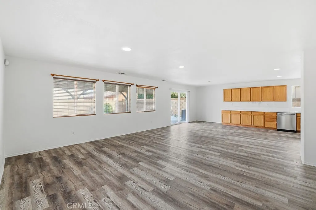 Additional image 19 of 43336 22nd St W, Lancaster, CA 93536