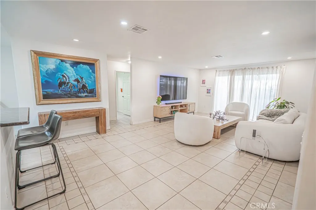 Additional image 4 of 15543 Dearborn, North Hills, CA 91343