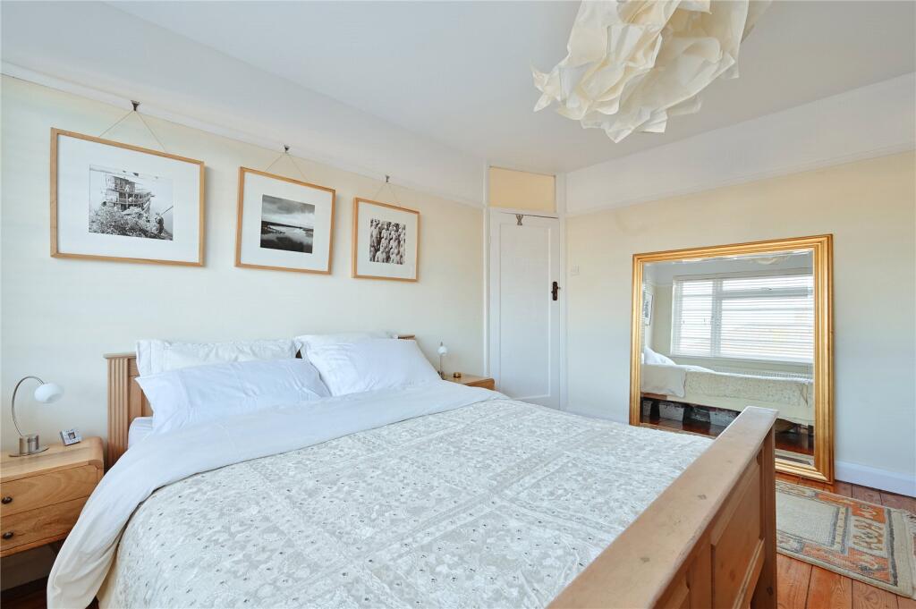 Additional image 13 of Oakwood Drive, St. Albans, Hertfordshire