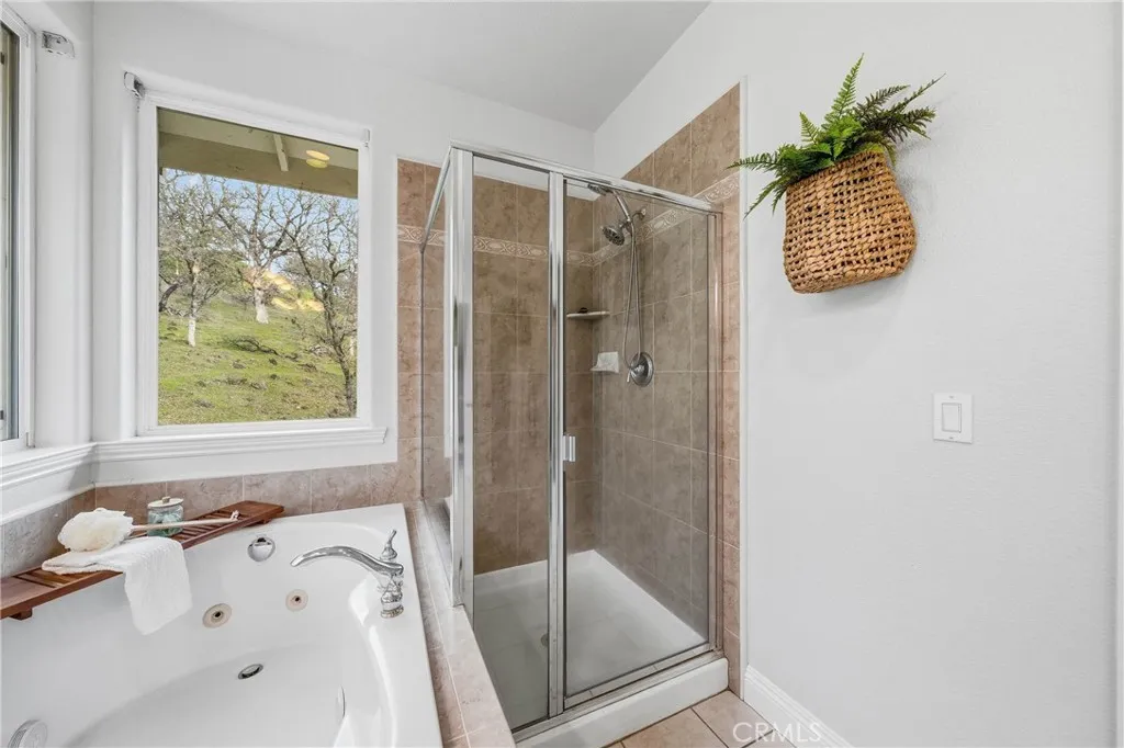 Additional image 118 of 19429 Moon Ridge Road, Hidden Valley Lake, CA 95467