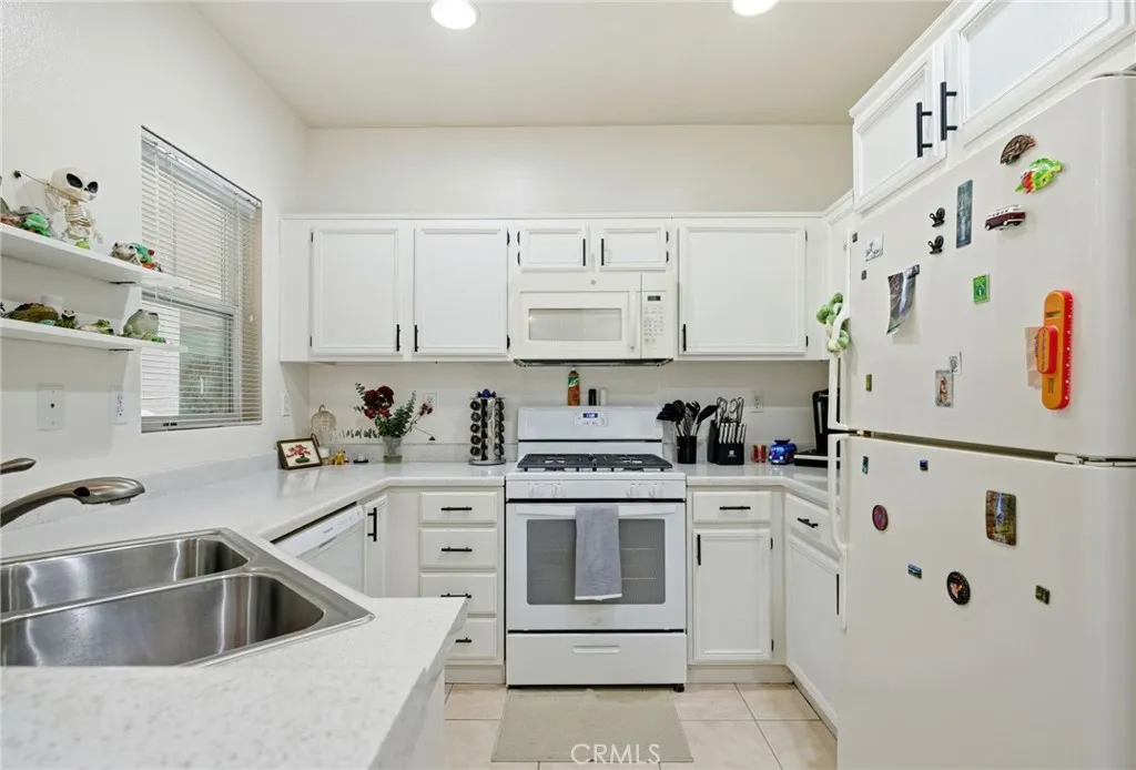 Additional image 8 of 26450 Arboretum Way Unit 1006, Murrieta, CA 92563