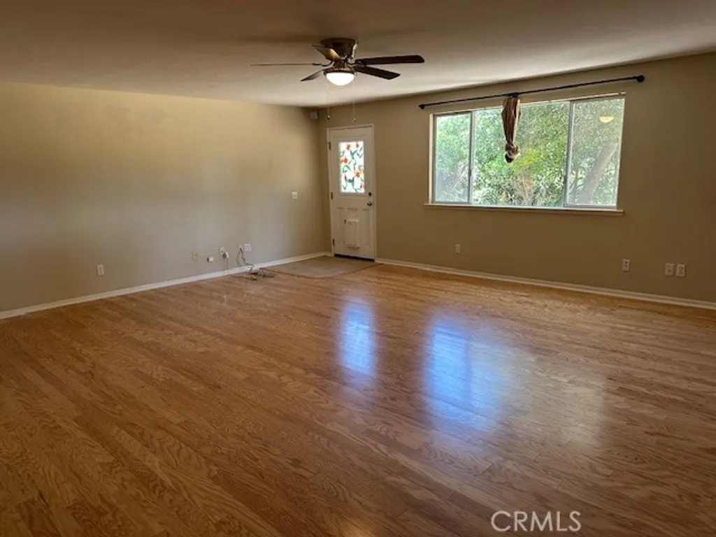 Additional image 13 of 215 Hilltop Dr, Paso Robles, CA 93446