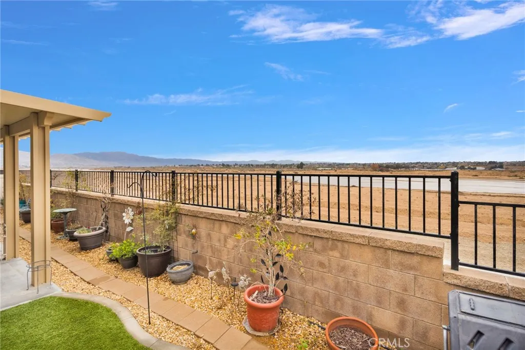 Additional image 34 of 10212 Darby Rd, Apple Valley, CA 92308