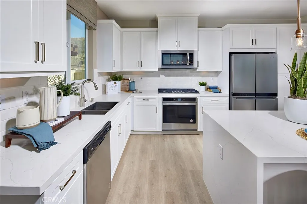 Additional image 33 of 7930 Portofino Street, Highland, CA 92346