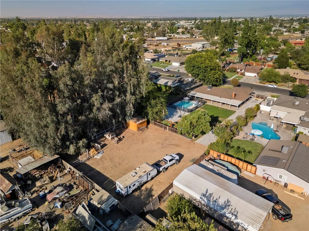 Additional image 61 of 2105 Jason St, Bakersfield, CA 93312