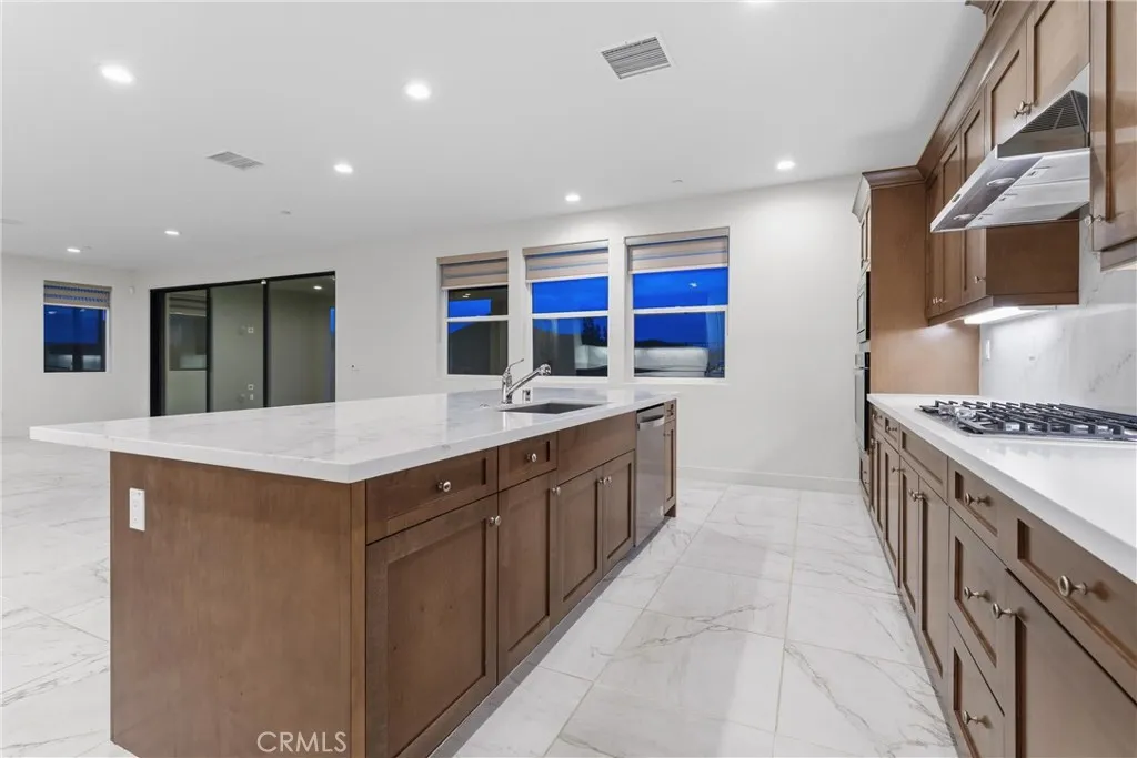 Additional image 50 of 19038 Carranza Ln, Saugus, CA 91350