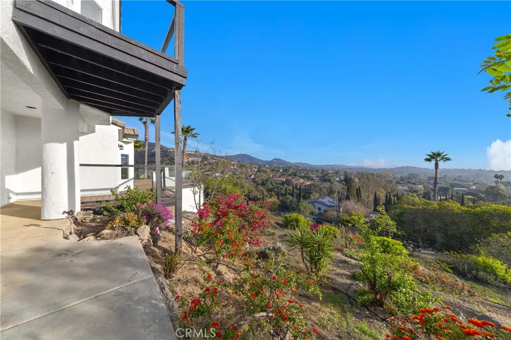 Additional image 39 of 1522 Maxwell Lane, Vista, CA 92084
