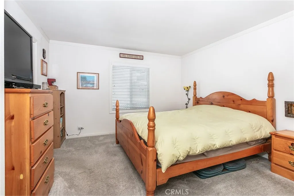 Additional image 15 of 18 Portola, San Fernando, CA 91345