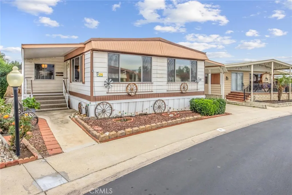 Additional image 2 of 626 N Dearborn Street Unit 19, Redlands, CA 92374