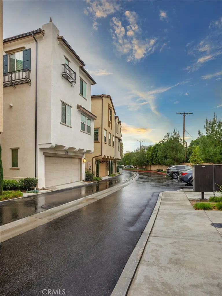 Additional image 95 of 11238 N Mission Heights Drive, Mission Hills (San Fernando), CA 91345