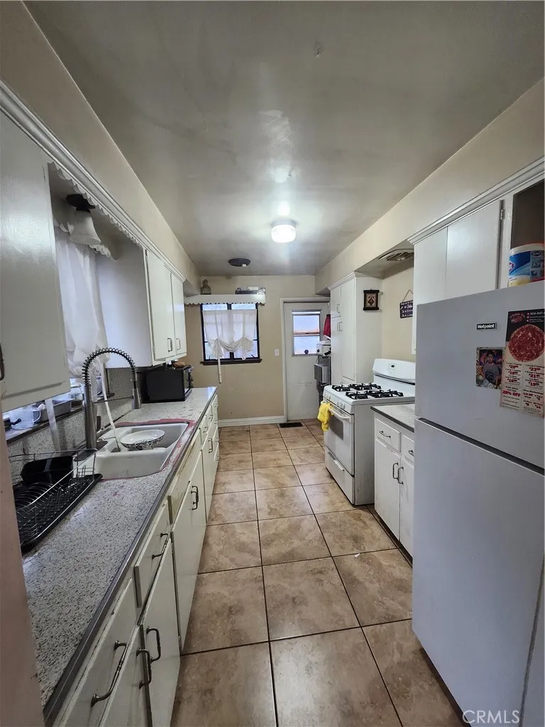 Additional image 110 of 9236 Mango Ave, Fontana, CA 92335