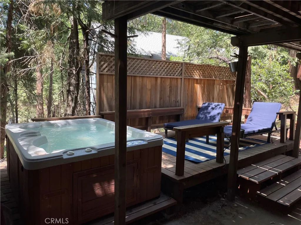 Additional image 14 of 23348 Outlook Ln, Crestline, CA 92325