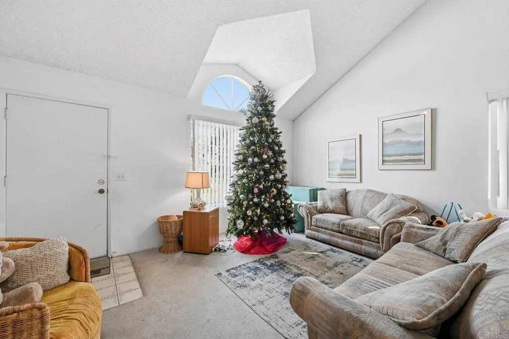 Additional image 39 of 11275 Pinestone Court, San Diego, CA 92128