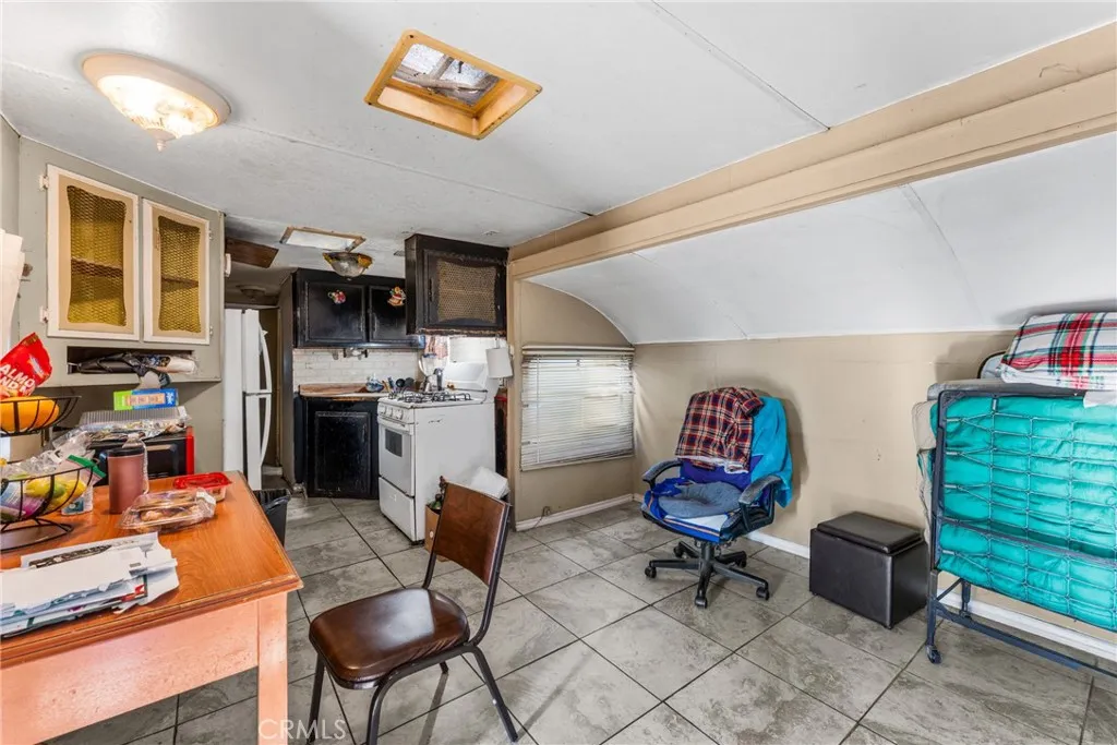 Additional image 6 of 775 E Foothill Blvd Unit 14, Rialto, CA 92376