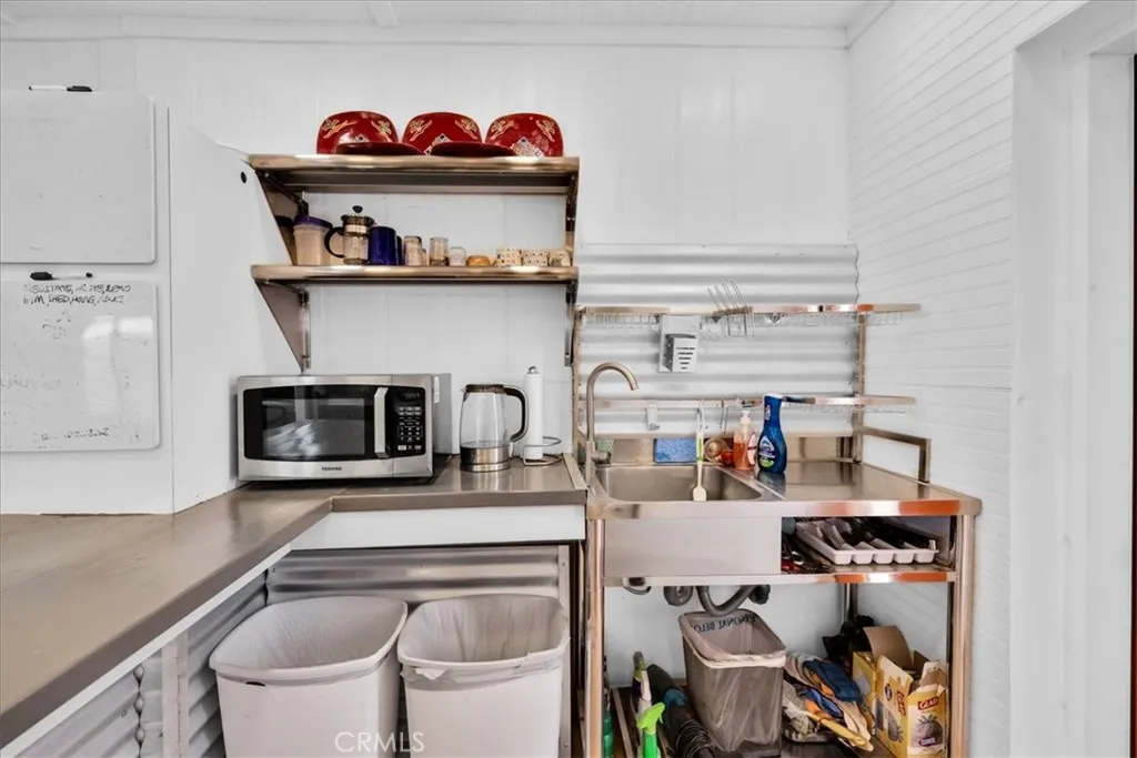 Additional image 9 of 84951 Amboy Rd, 29 Palms, CA 92277